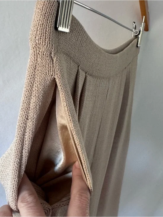 St John Collection Santana Knit Pants Beige Pleated High Waist Sz 4 Quiet Luxury - Picture 4 of 13